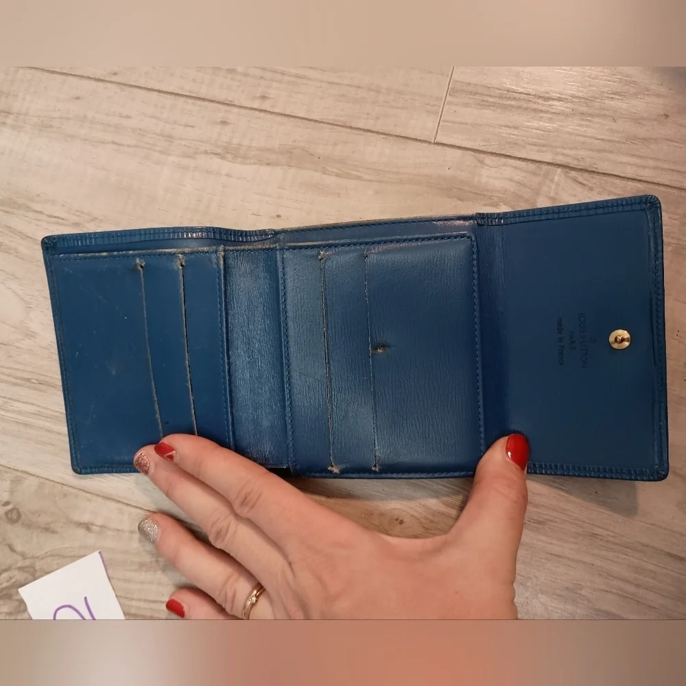 LOUIS VUITTON Elise Epi Leather Wallet Toledo Blue